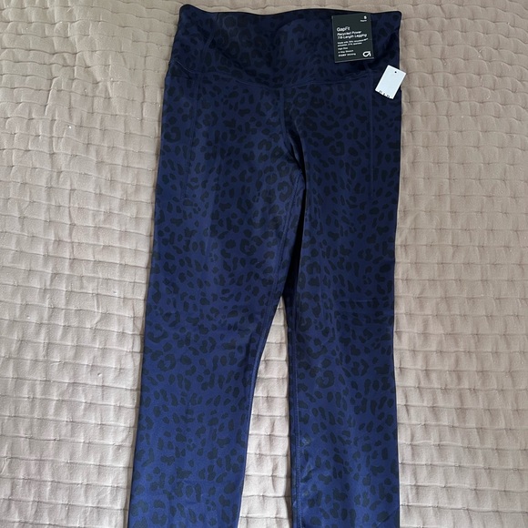 Gapfit 7/8 Length Legging - Picture 2 of 3